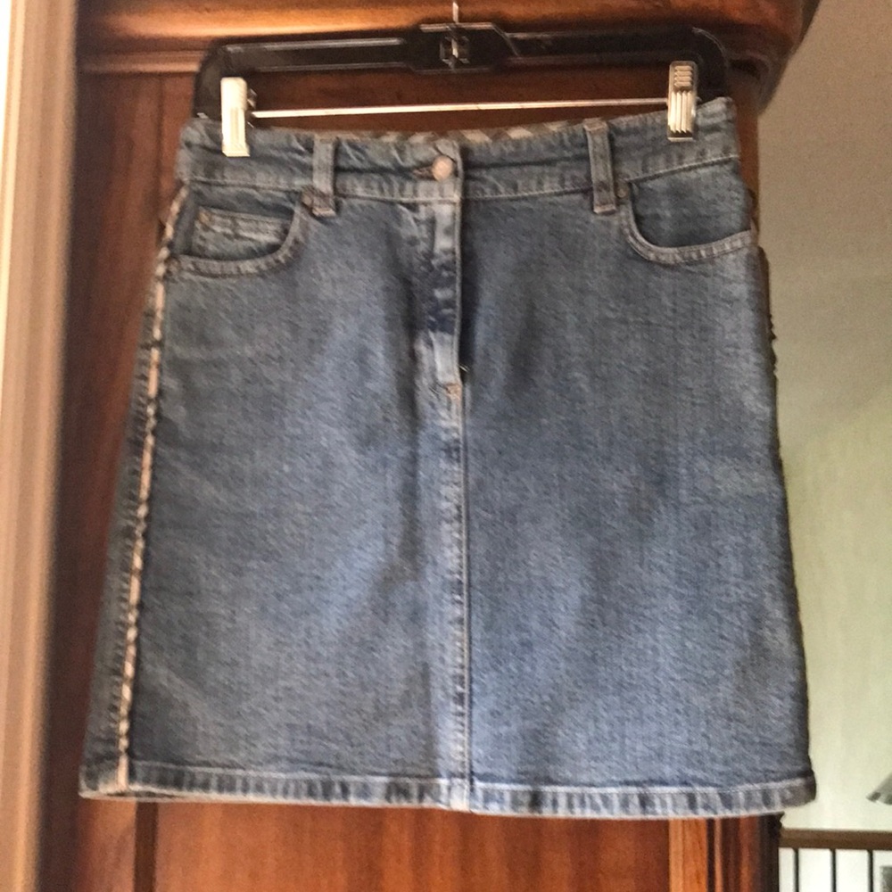 Burberry skirt